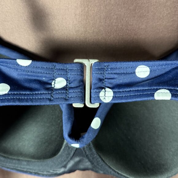 Lands' End DEEP SEA POLKA DOT Twist Front Underwire Bikini Swim Top Size 2,4  Pl - Picture 9 of 10